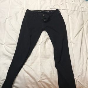 Super stretch american eagle black skinny jeans